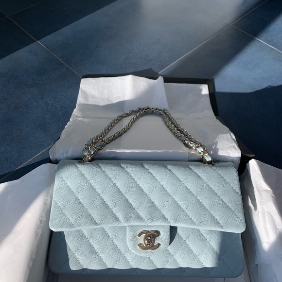 22P CHANEL Medium Classic Double Flap Bag Light Blue Caviar LGHW NWT - Picture 6 of 17